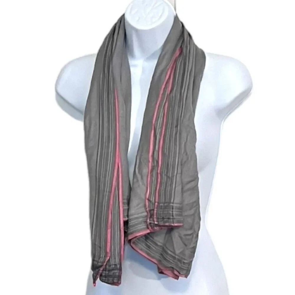 Super soft Scarf - Picture 2 of 5